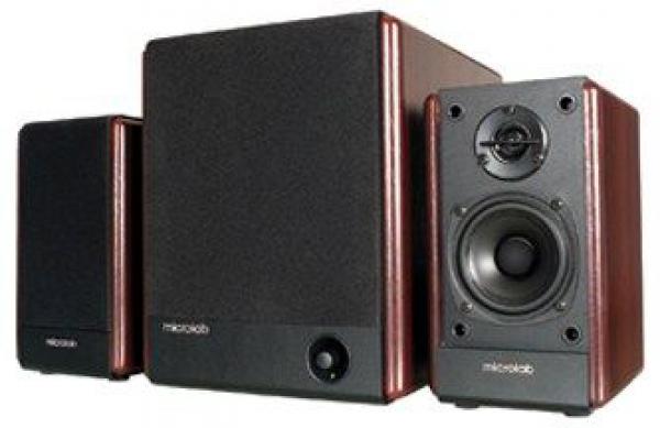 Microlab FC330 Aktivni drveni zvucnici 2.1 56W RMS(24W,2x16W), 3.5mm